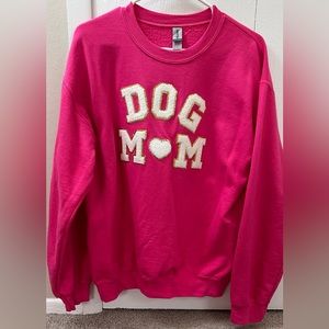 United-Monogram Dog Mom Letter Patch